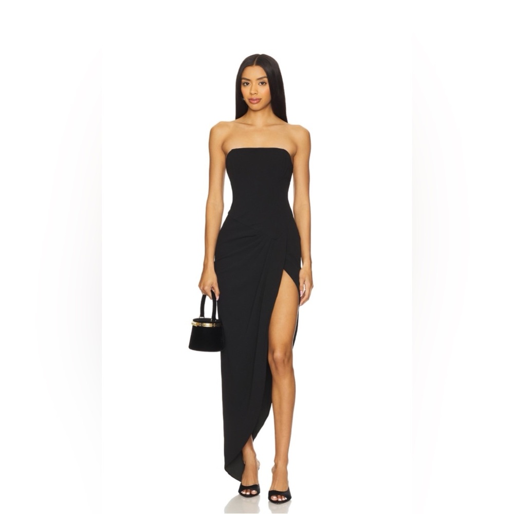 Superdown Chic Black Strapless Gown